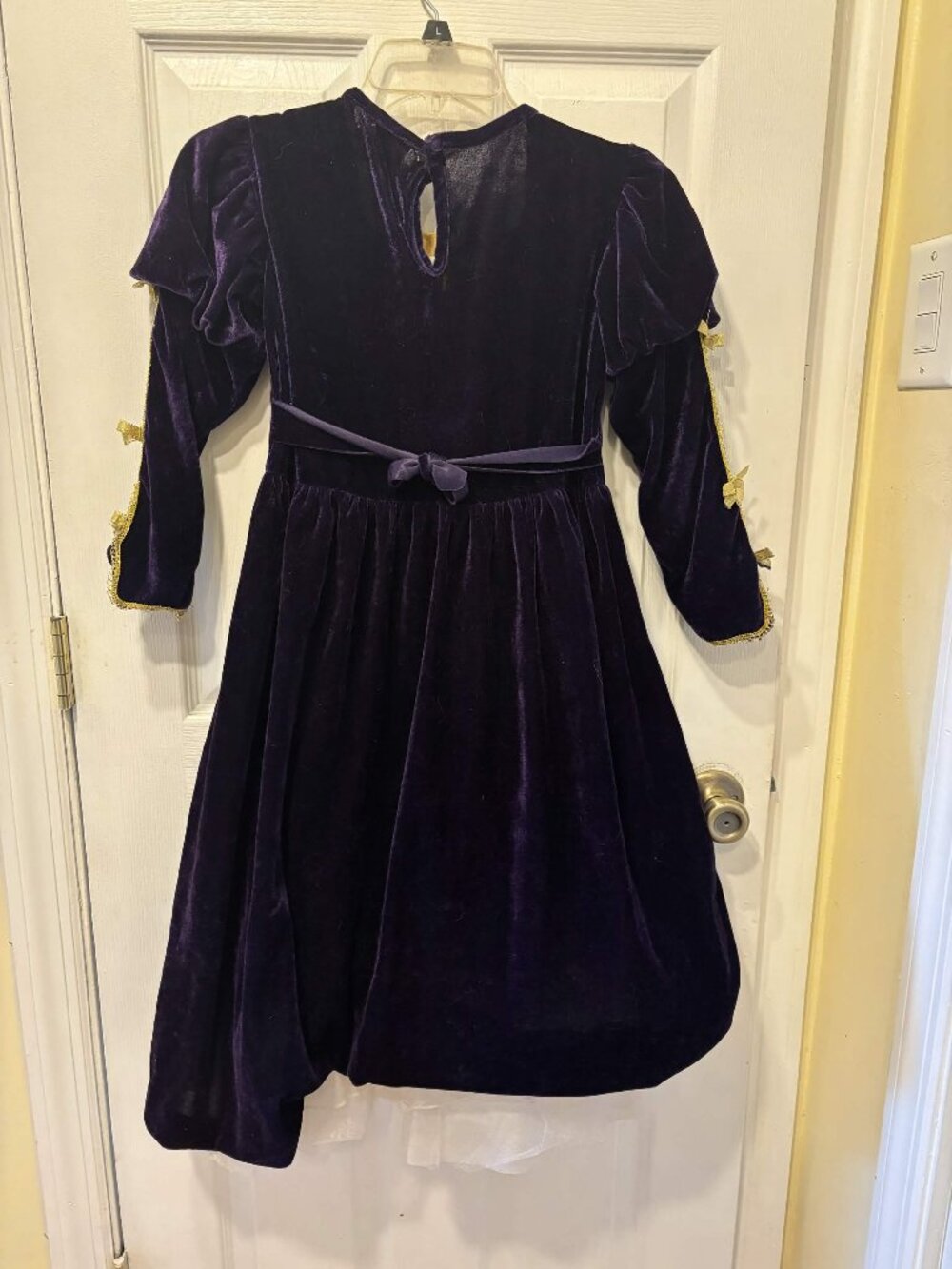 Rubie's Girls Renaissance Princess Medieval Costume Dress Medium 7-8 Purple Gold - Picture 9 of 9